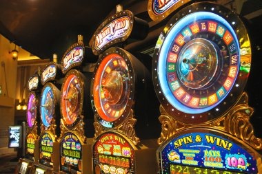 Golden Toad slot game interface showing reel symbols and bonus triggers on cuan138