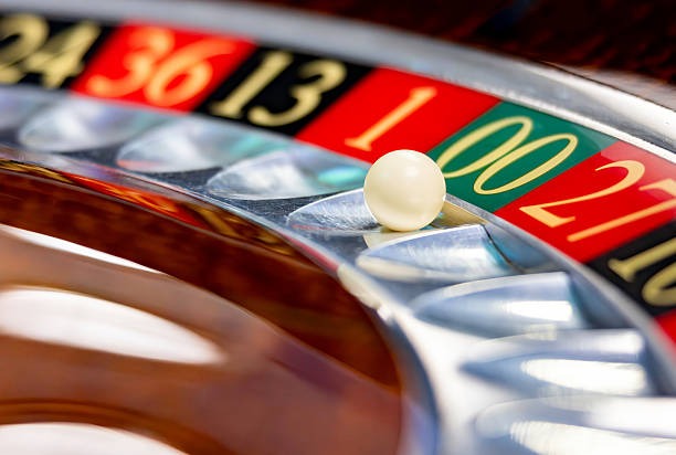 cuan138 app interface on Android and iOS devices showing slot menu and Golden Toad tile