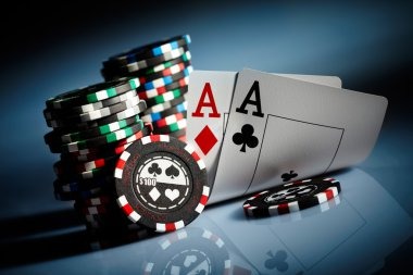 Live dealer blackjack table interface